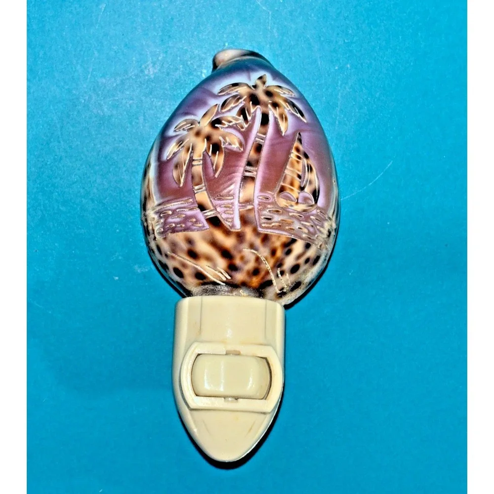 Vintage Carved Seashell Night Light Palm Tree Beach Scene 4W Plug In